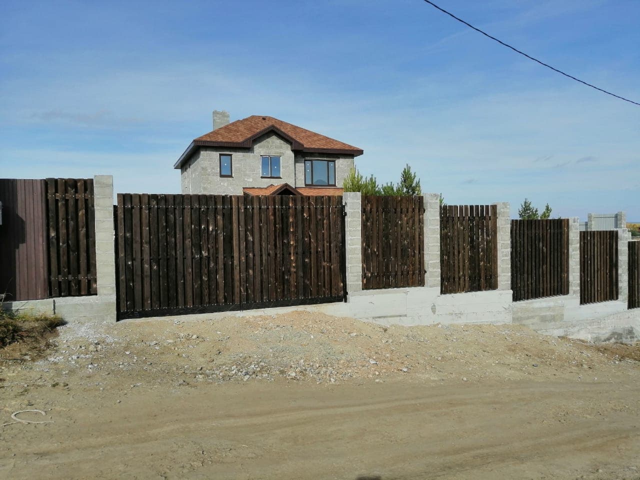 Деревянный забор для дачи, монтаж под ключ в Екатеринбурге