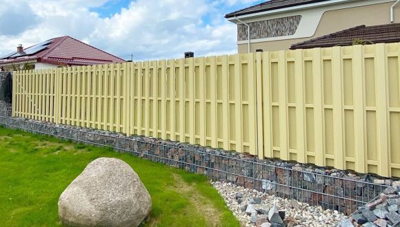 Забор из габионов под ключ, низкая цена на монтаж в Екатеринбурге